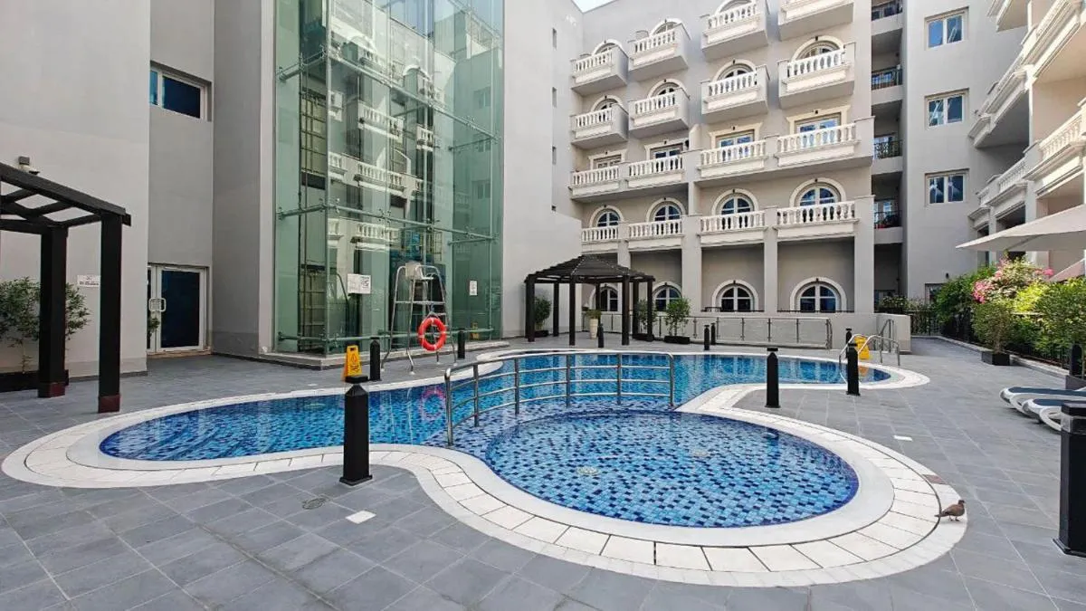 Image 5 of Stay in JVC with this Gorgeous Flat