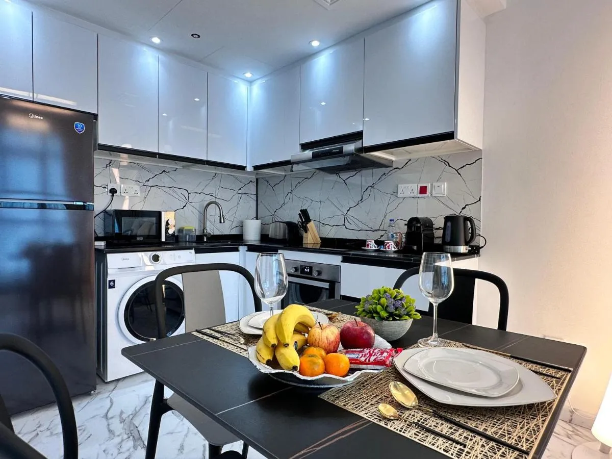 Image 4 of Stay in heart of Dubai Marina Residence B walk to the JBR
