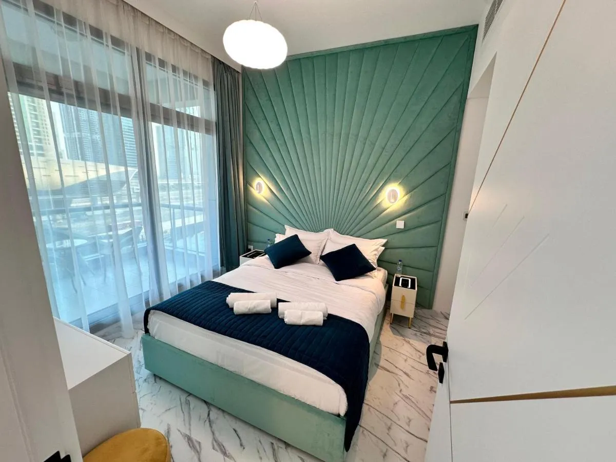 Image 1 of Stay in heart of Dubai Marina Residence B walk to the JBR