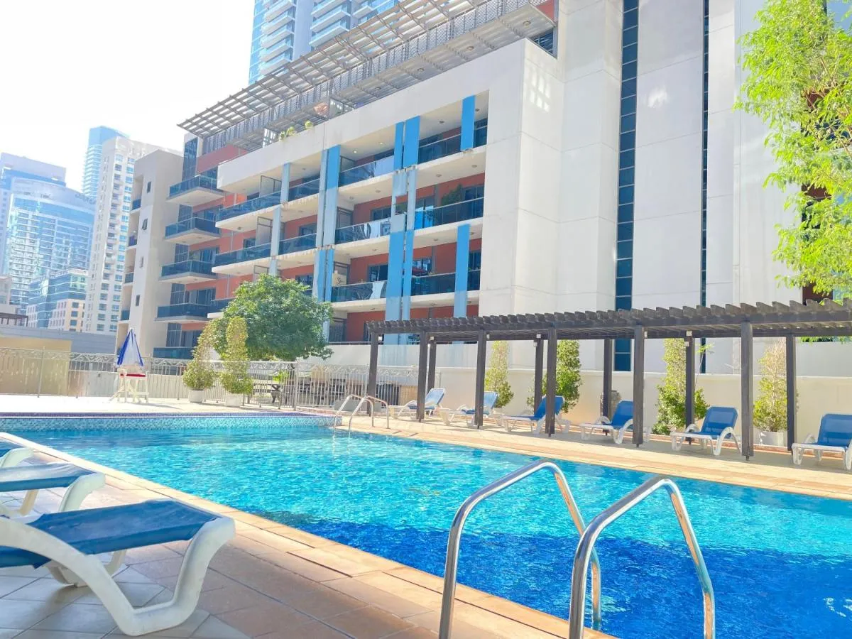 Image 2 of Stay in heart of Dubai Marina Residence B walk to the JBR