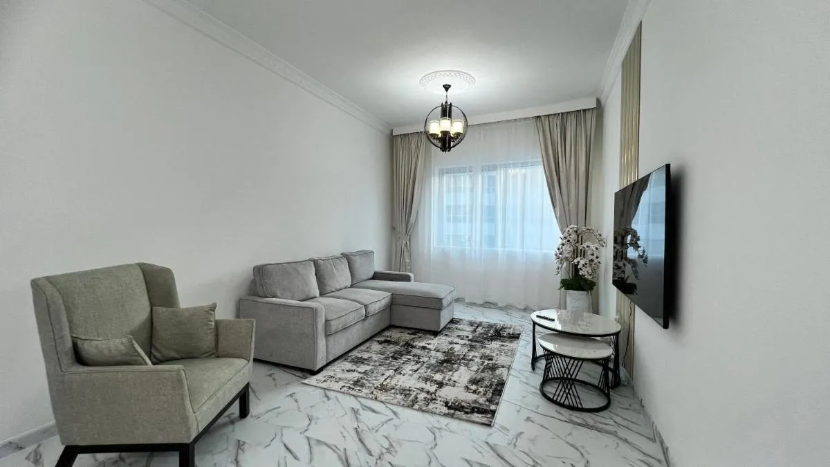 Image 5 of Stay in heart of Dubai Marina walk to JBR beach