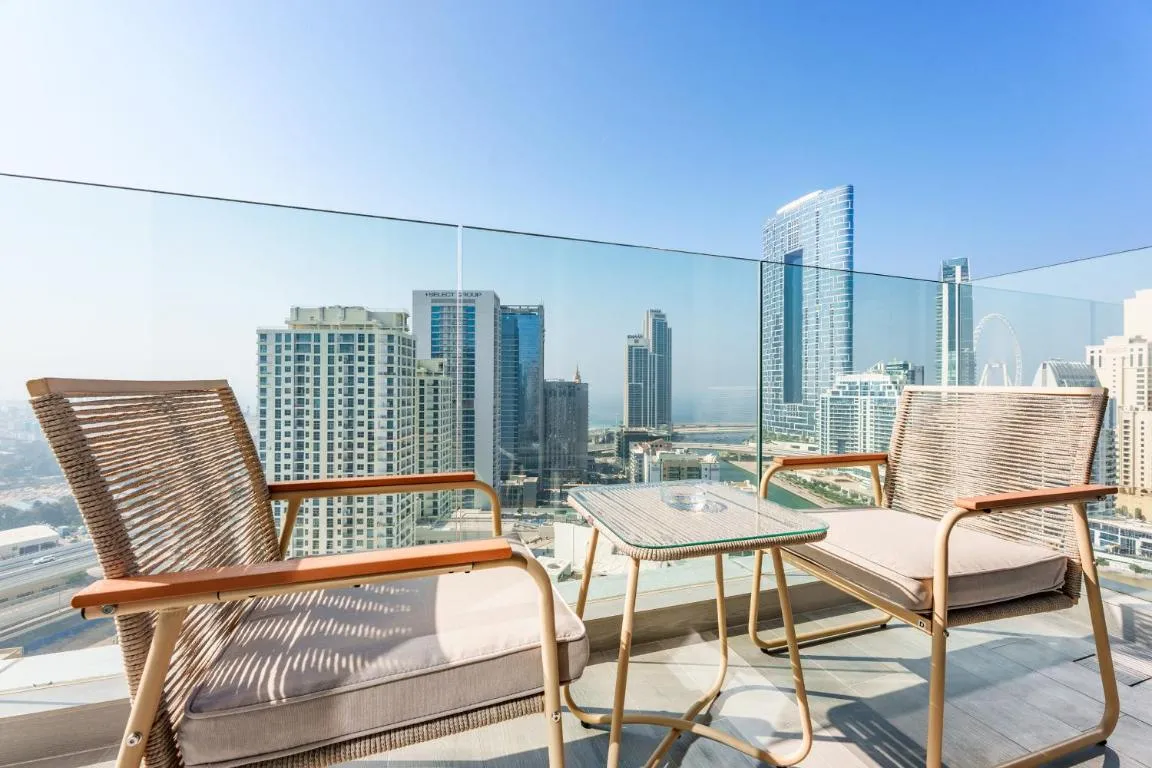 Image of Stayis -Luxurious 2BR Apartment with breathtaking ocean and Marina View