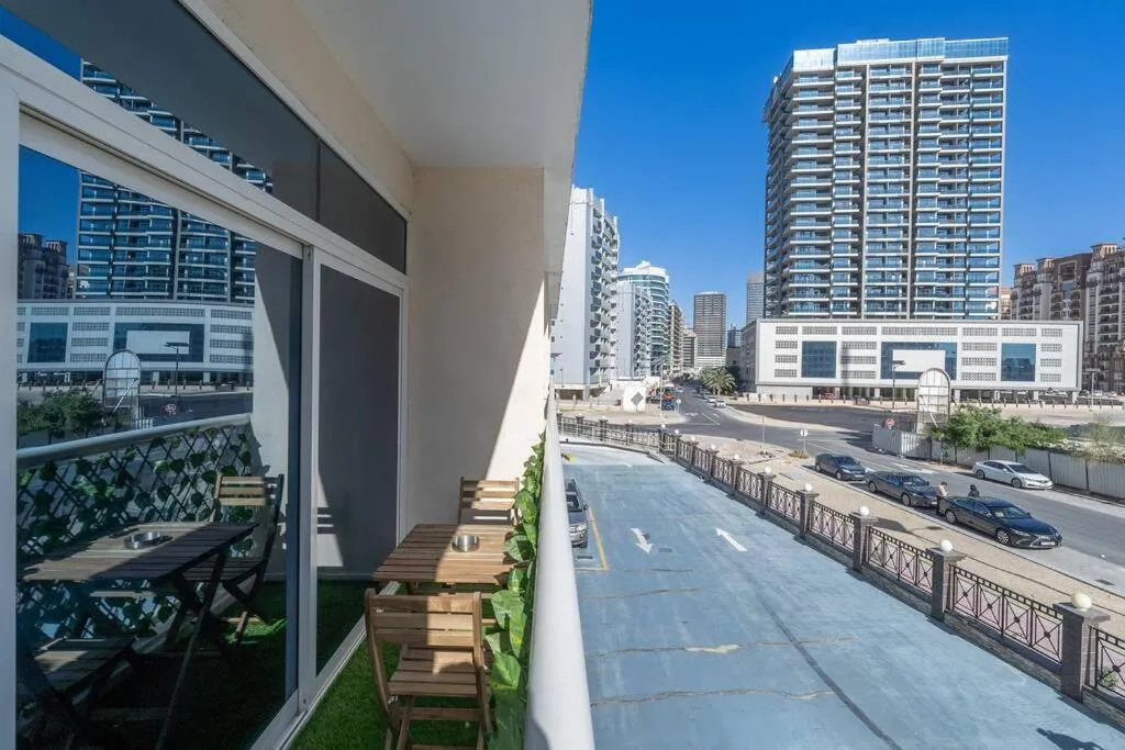 Image 5 of Stay right by the Gulf course!