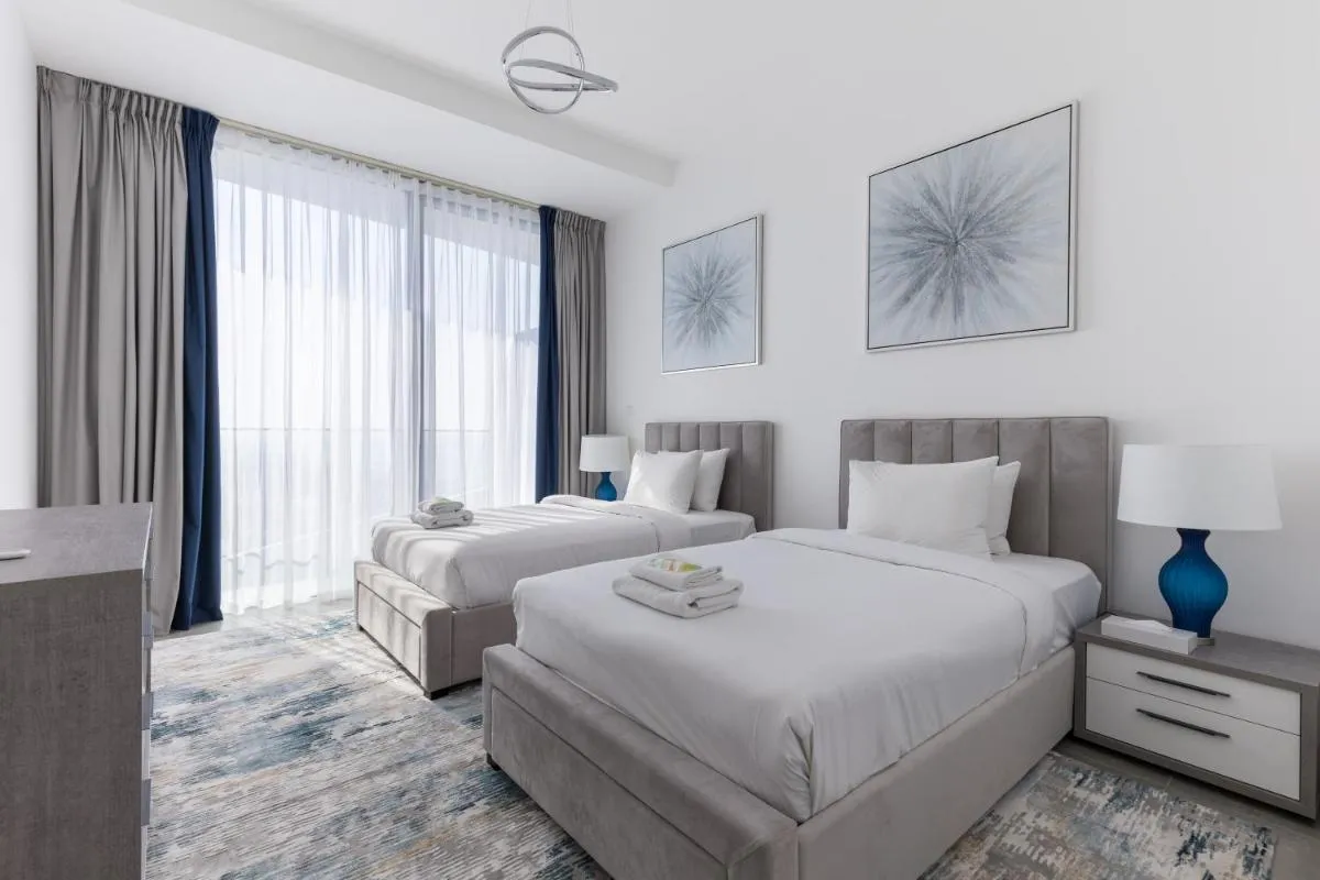 Image 1 of Stella Maris High Floor,stunning Skyline Views