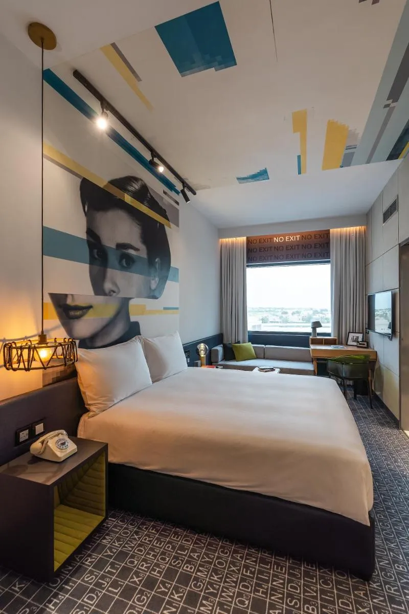 Image 6 of Studio One Hotel