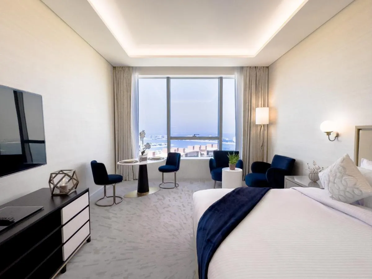 Image 1 of Studio in Palm Tower with Stunning Sea View