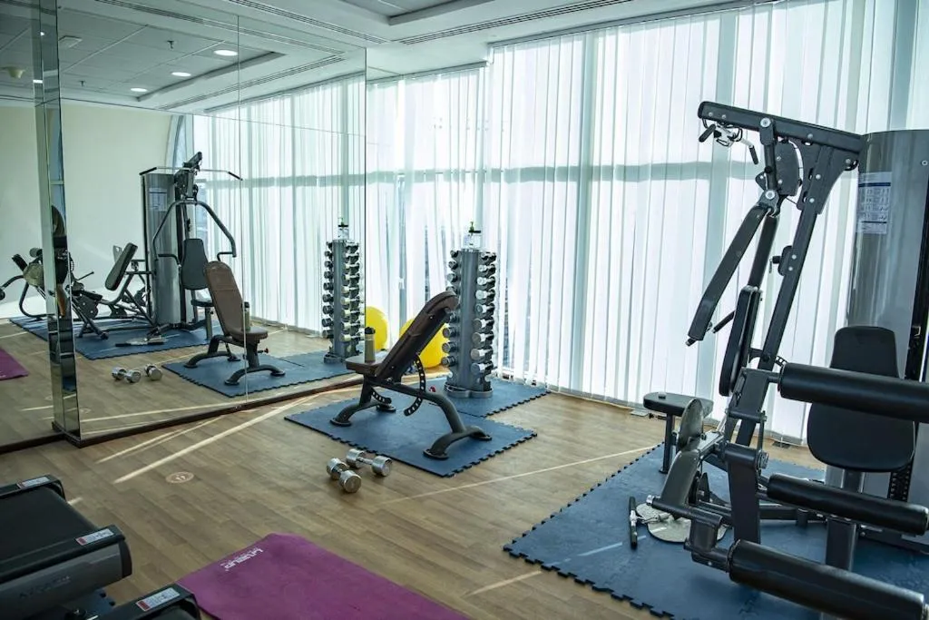 Image 2 of Studio in the heart of Sports City -great view & amenities!