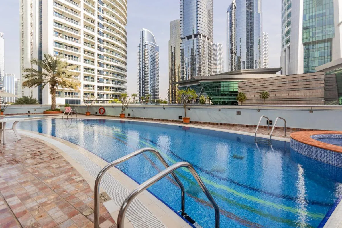 Image 3 of Stunning 1BR corner unit next to DMCC metro