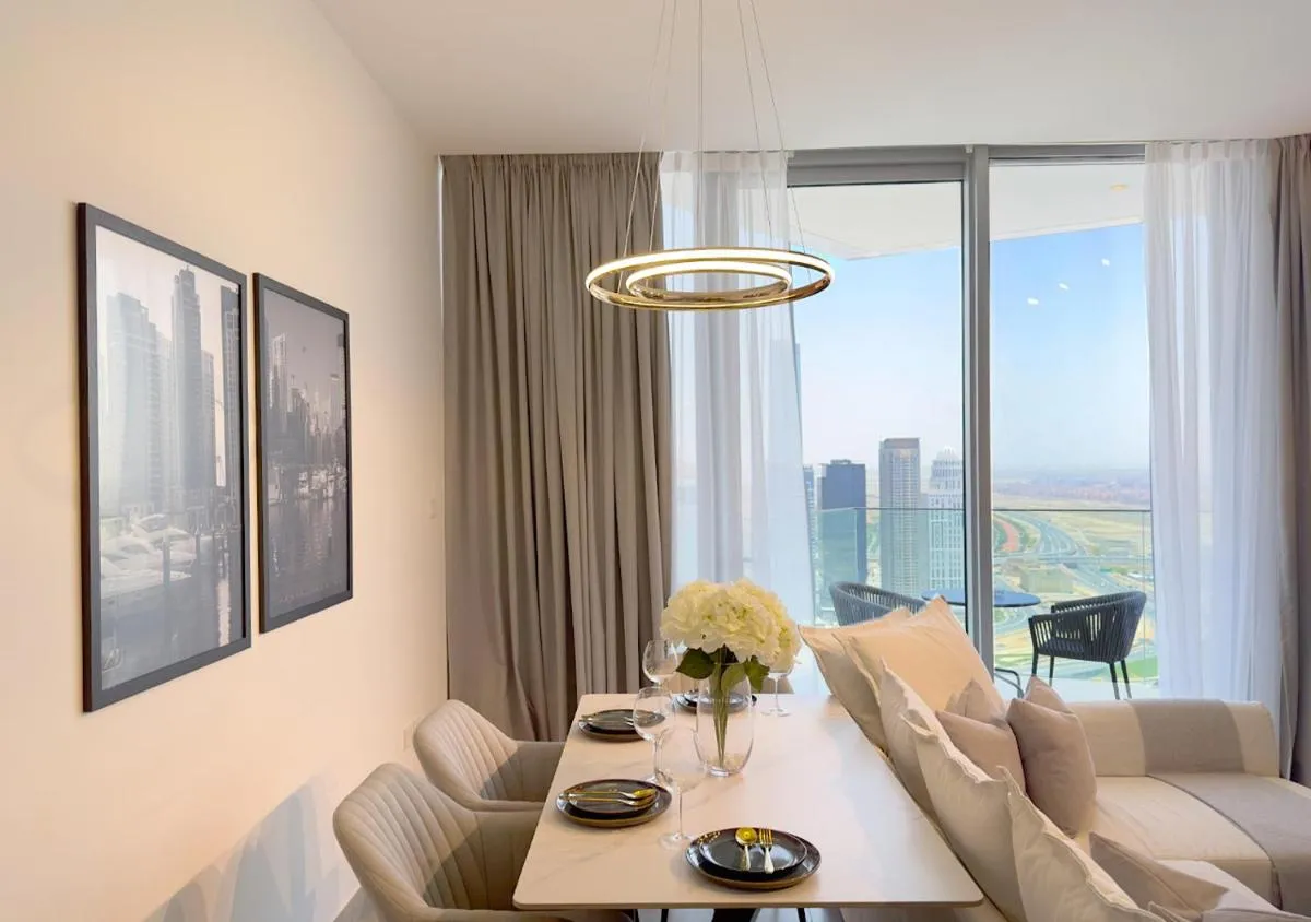 Image 4 of Stunning 1BR in Stella Maris, City View, Marina