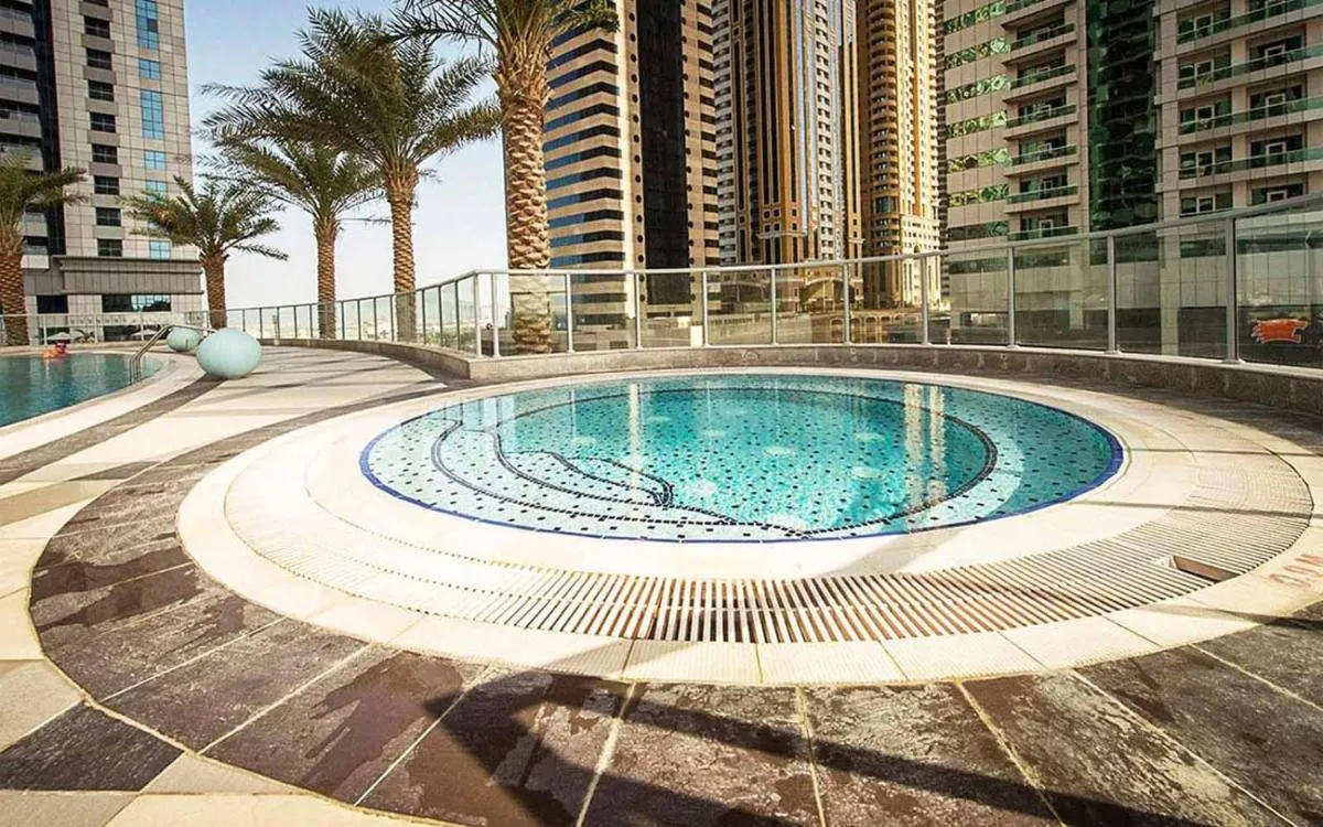 Image 3 of Stunning 1 Bedroom Apartment in Dubai Marina