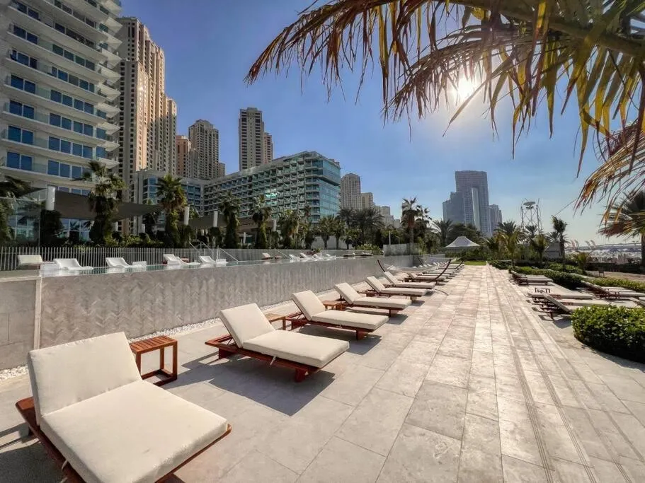 Image 5 of Stunning 2BR with Sea and Ain Dubai View at JBR