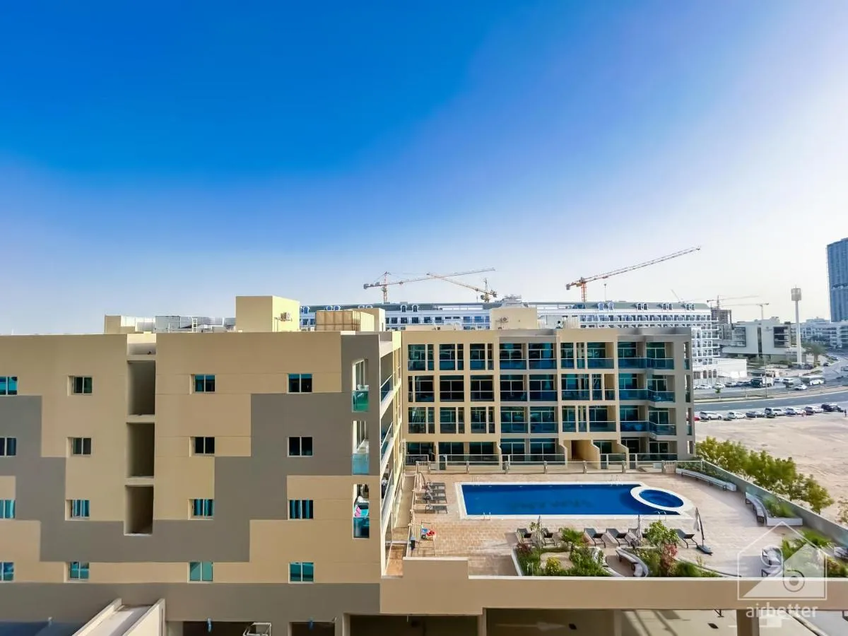 Image 3 of Stunning studio with Balcony in Arjan