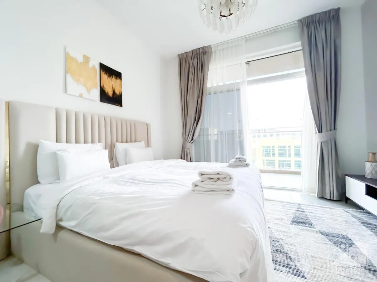 Image 1 of Stunning studio with Balcony in Arjan