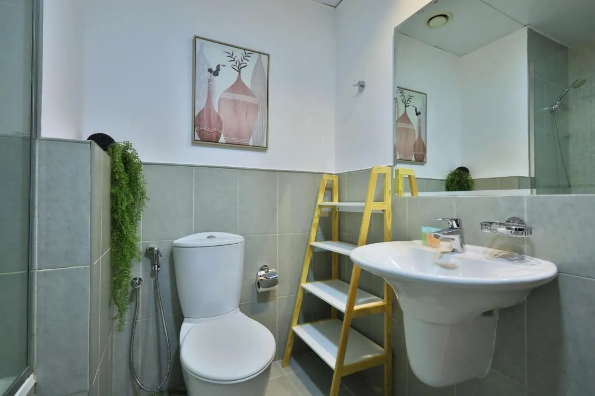 Image 2 of Stylish 1 Bedroom Apartment in JVC