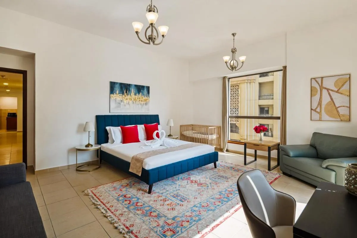 Image 5 of Sunkissed Holiday Homes BRAND NEW 5 plus 1 BR on JBR beach near Metro and Mall