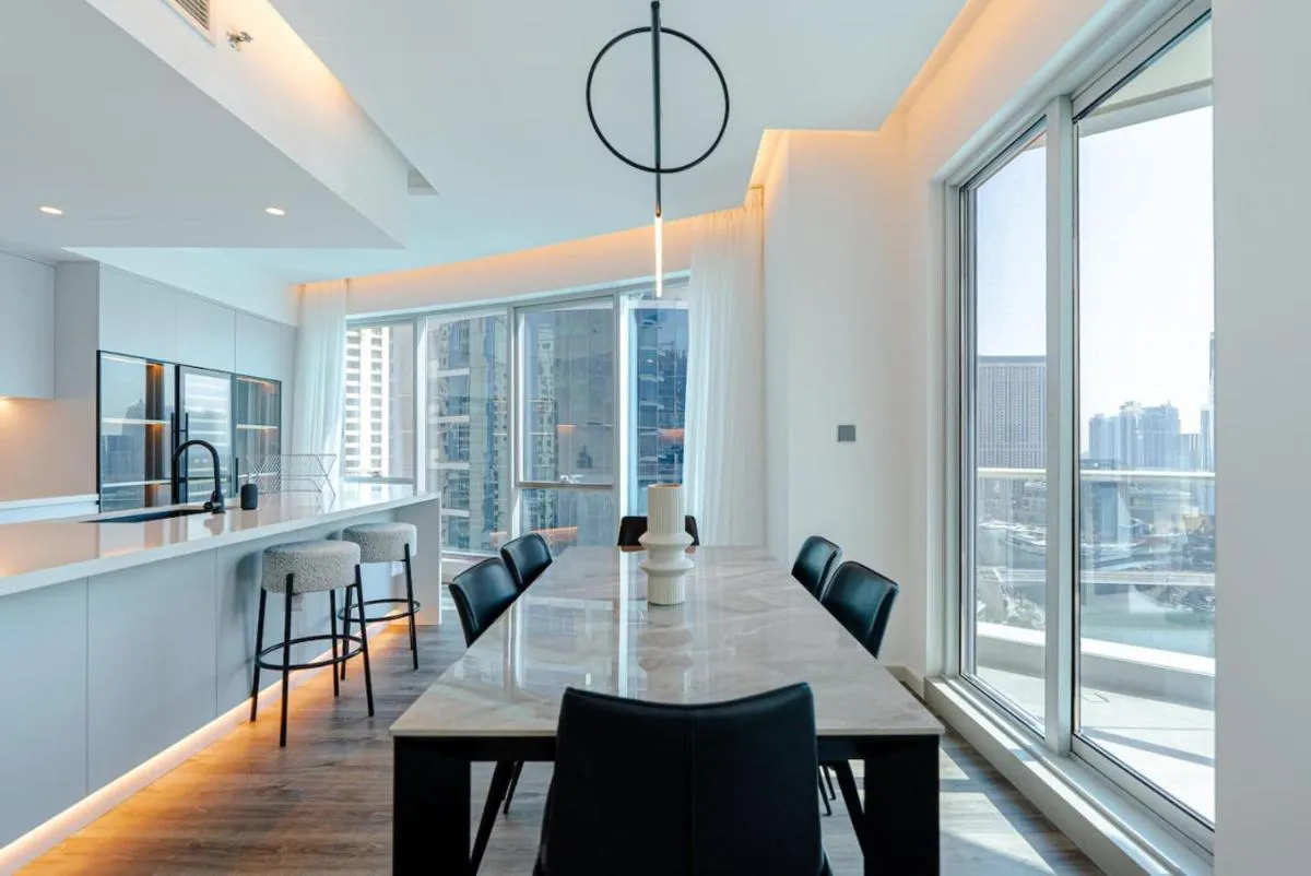 Image 4 of Superb Luxury Living 2 BR Dubai Marina View