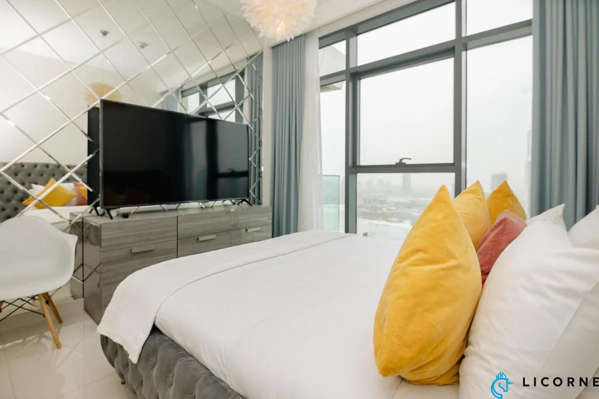 Image 4 of Top Floor, 1BR Beachfront Apt, Private Beach Access – Beach Vista Tower 1