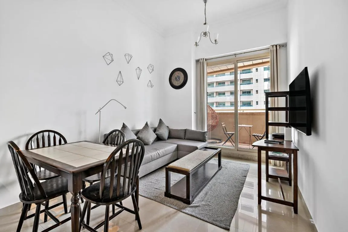 Image of Trendy 1BR Dubai Marina Apartment with Pool & Gym