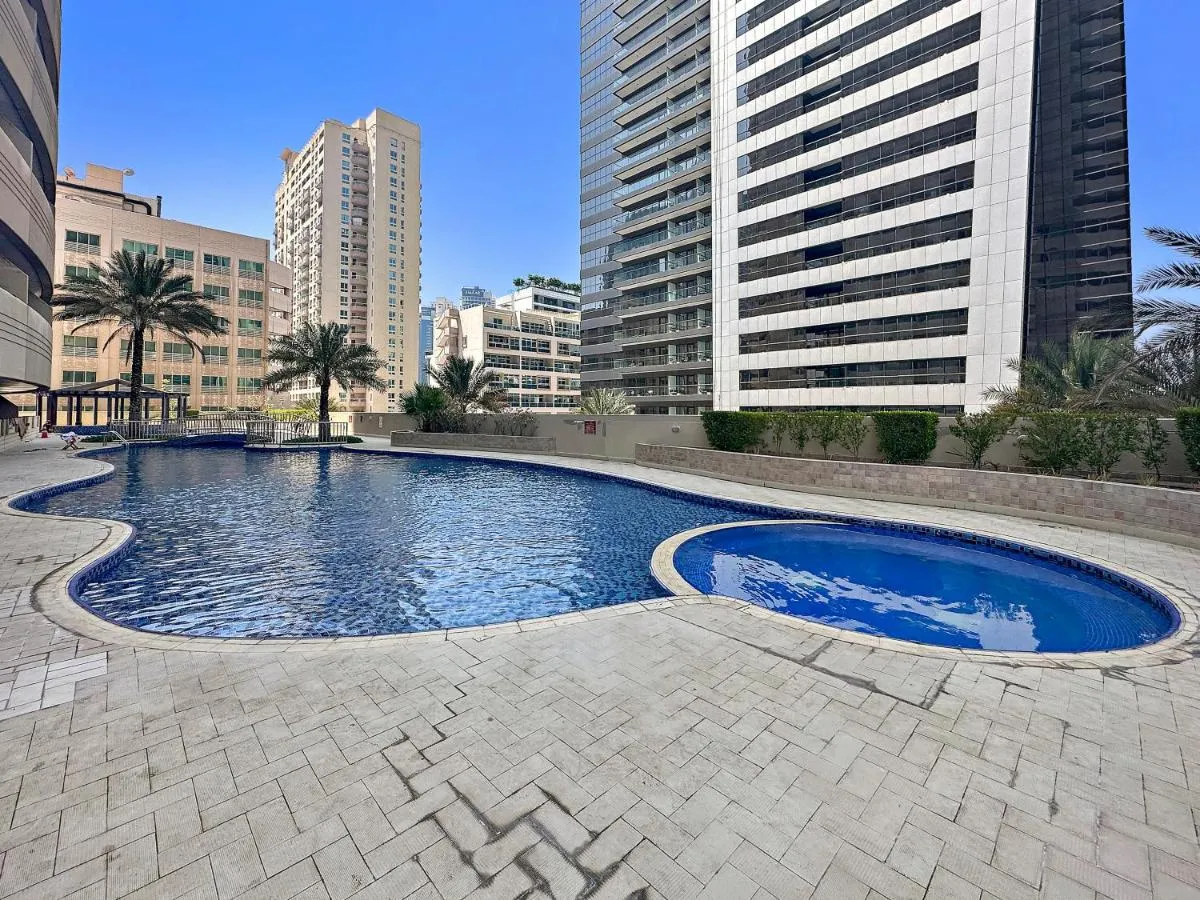 Image 3 of Trendy 1BR Dubai Marina Apartment with Pool & Gym