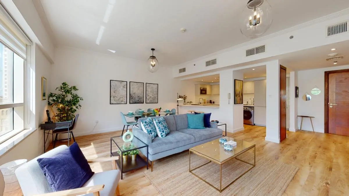 Image of Trendy Bright Apartment with Marina, Pool and Ain Views