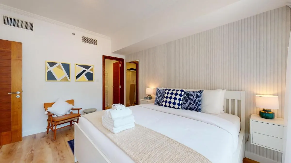 Image 1 of Trendy Bright Apartment with Marina, Pool and Ain Views