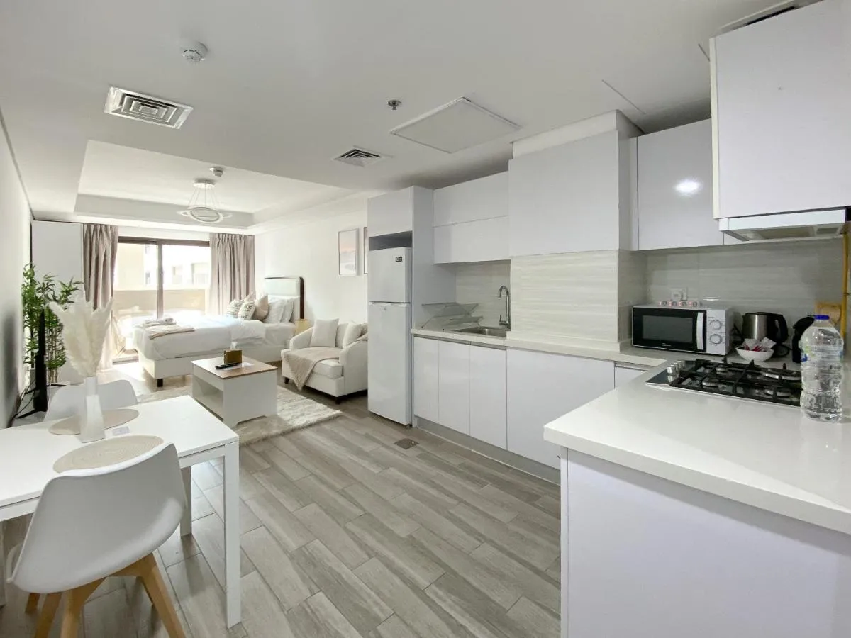 Image 4 of Trophy – Grand Bliss Suite