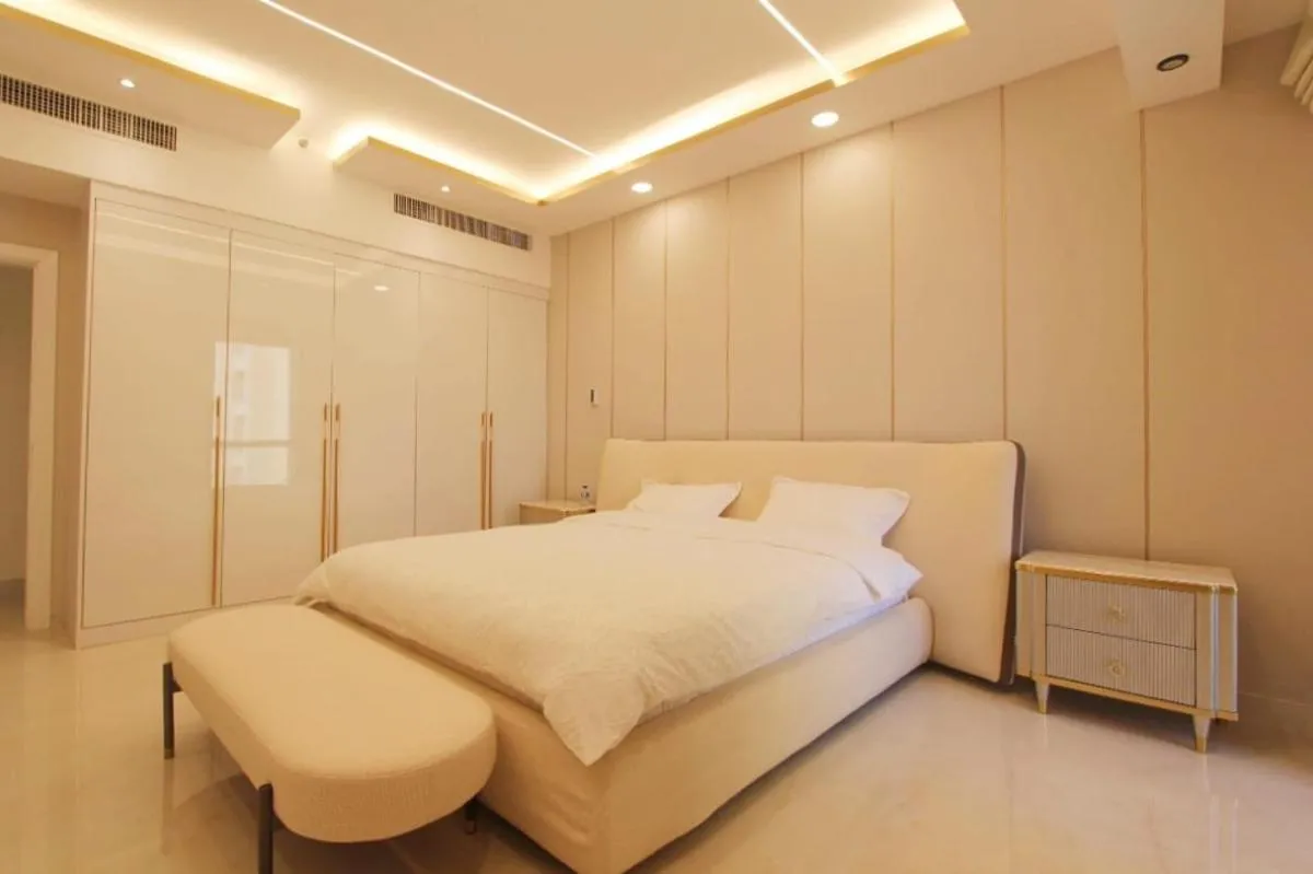 Image 6 of USMANS 5 BEDROOM APARTMENT at JBR WALK RIMAL ON THE BEACH 2750 SFT HUGE