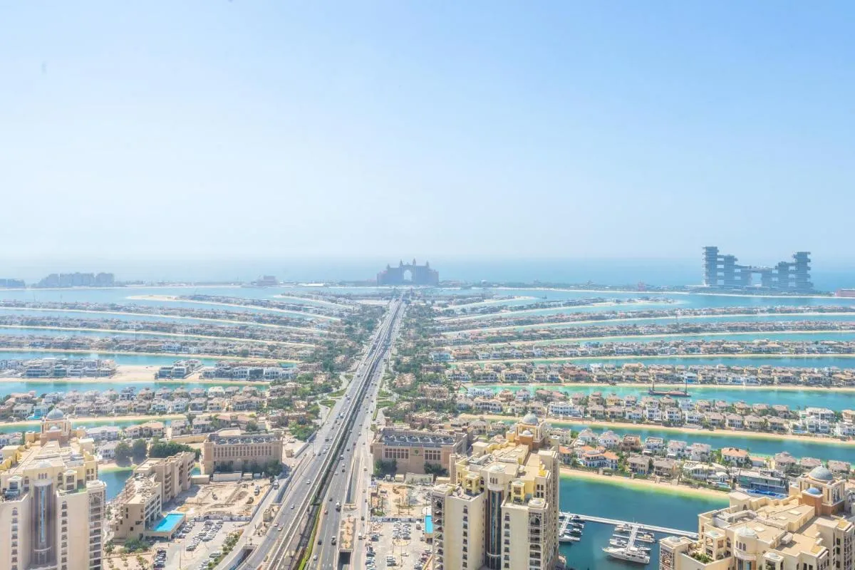 Image 6 of Ultra Luxury Palm Tower with Shared 5 Star Hotel Facilities