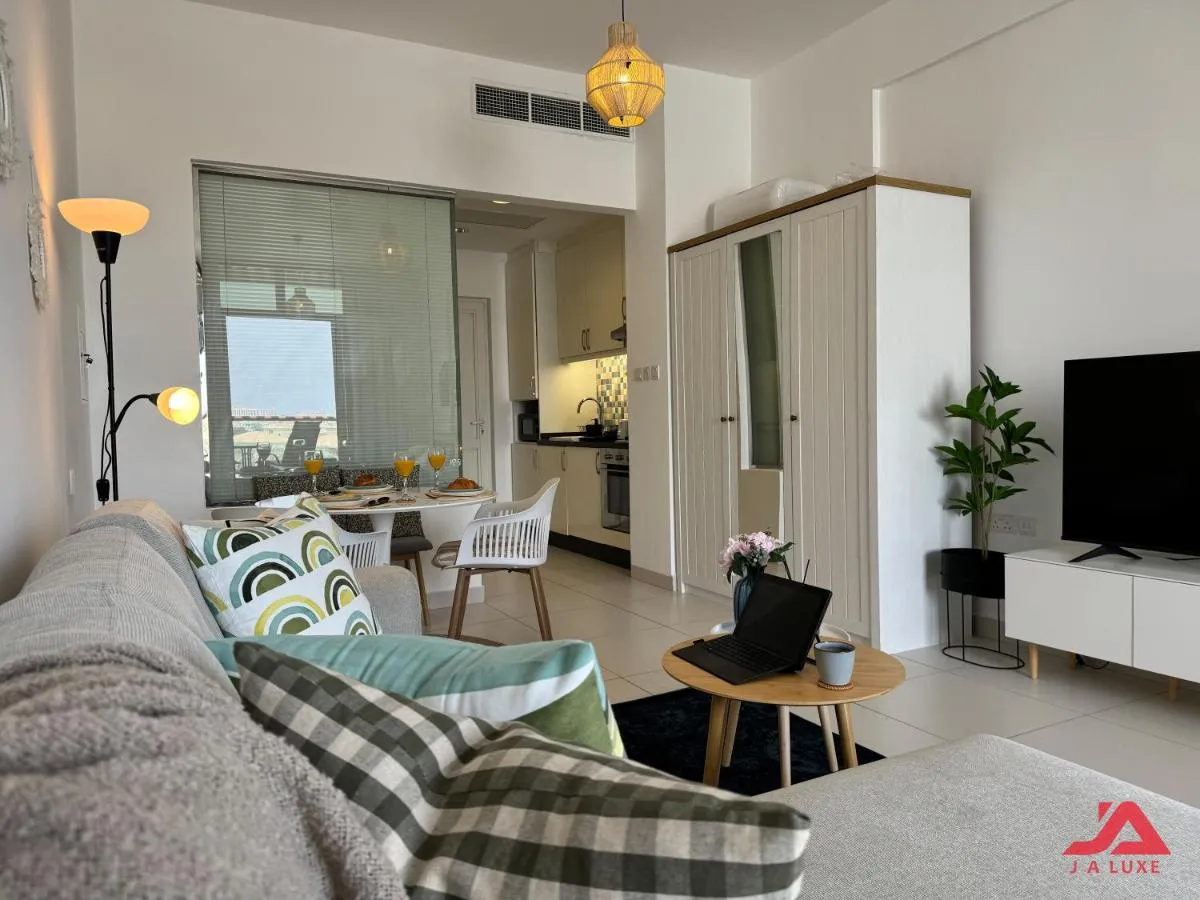 Image 5 of Unique Panoramic Sea View Studio in Palm Jumeirah