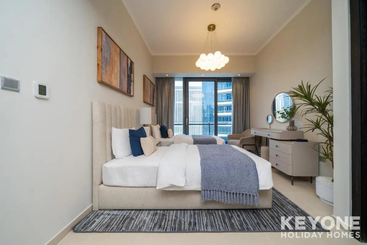 Image 1 of Vibrant Two Bedroom with Full Marina View