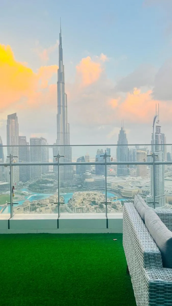 Image 3 of Walking distance to dubai mall Full burj Khalifa view and fountain view new year full fireworks view 2BR