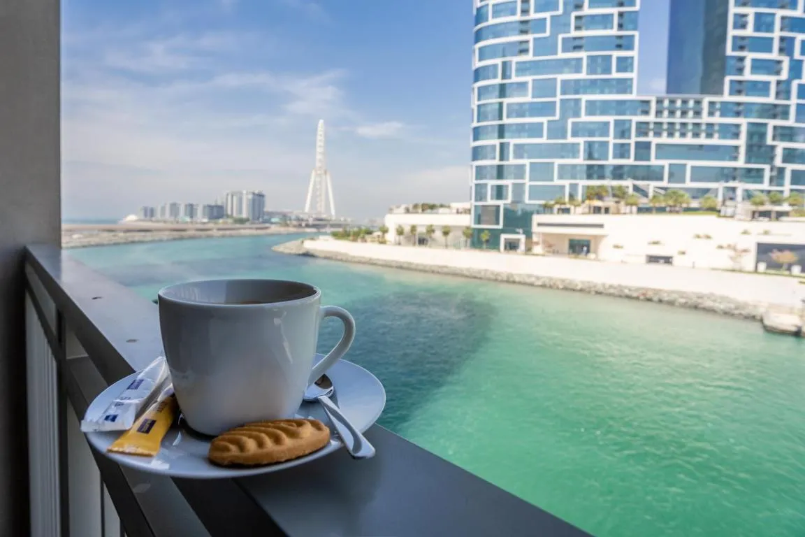 Image of Waves Holiday Home – Waterfront Apartment With Breathtaking Sea Views