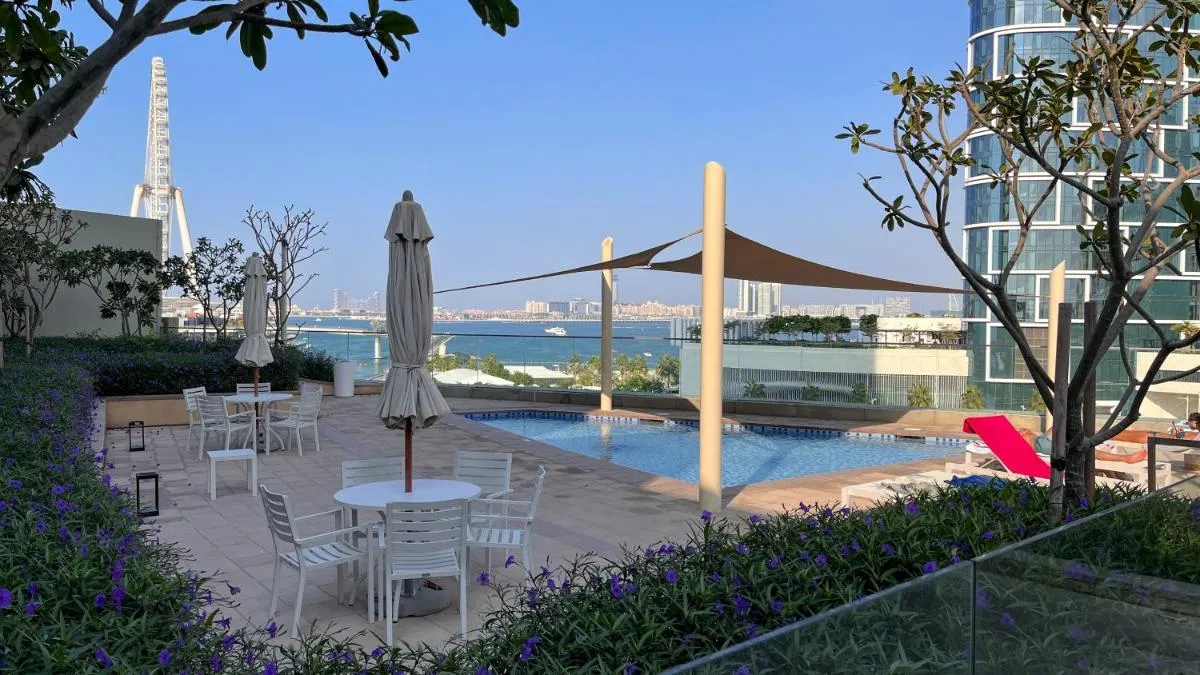 Image 3 of Waves Holiday Home – Waterfront Apartment With Breathtaking Sea Views