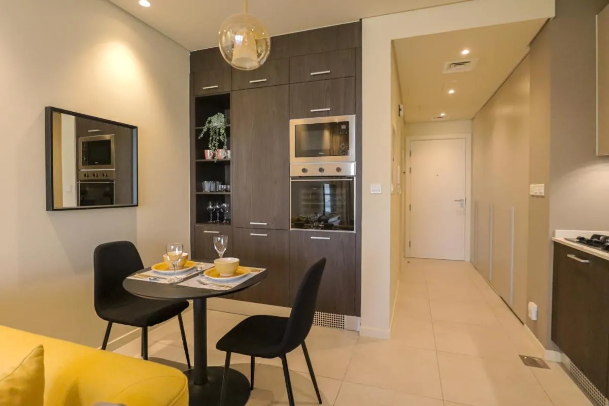 Image 3 of WelHome – Park View Tower Studios