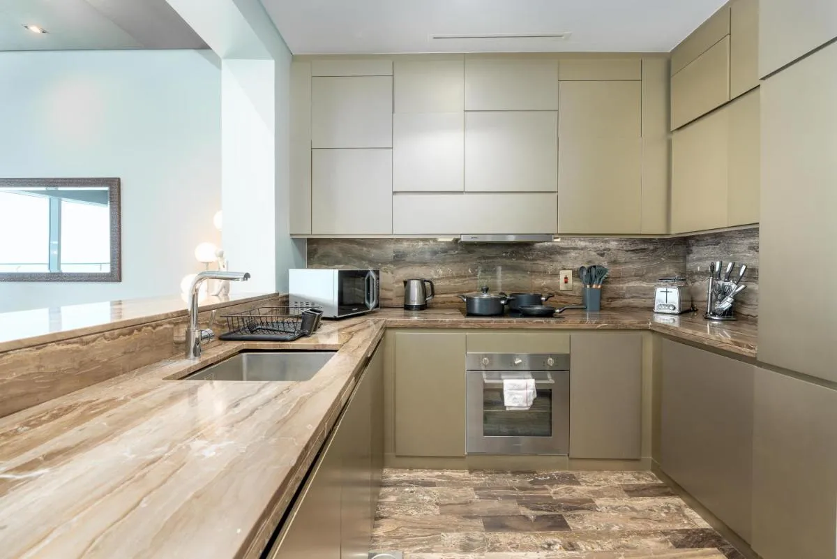 Image 4 of White Sage – Fendi Apartment With Full Palm Jumeirah View