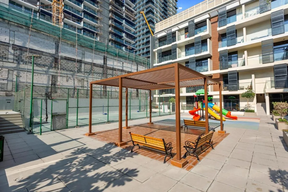 Image 6 of Your Home in the Heart of JVC by Suiteable