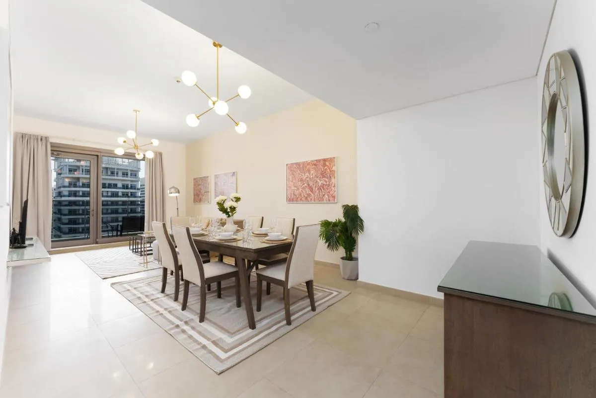 Image 4 of Your perfect Dubai Marina home w spectacular view