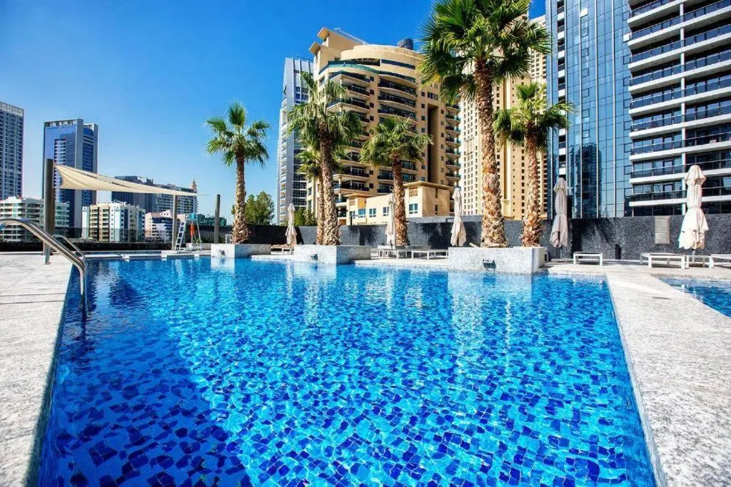 Image 3 of Your perfect Dubai Marina home w spectacular view