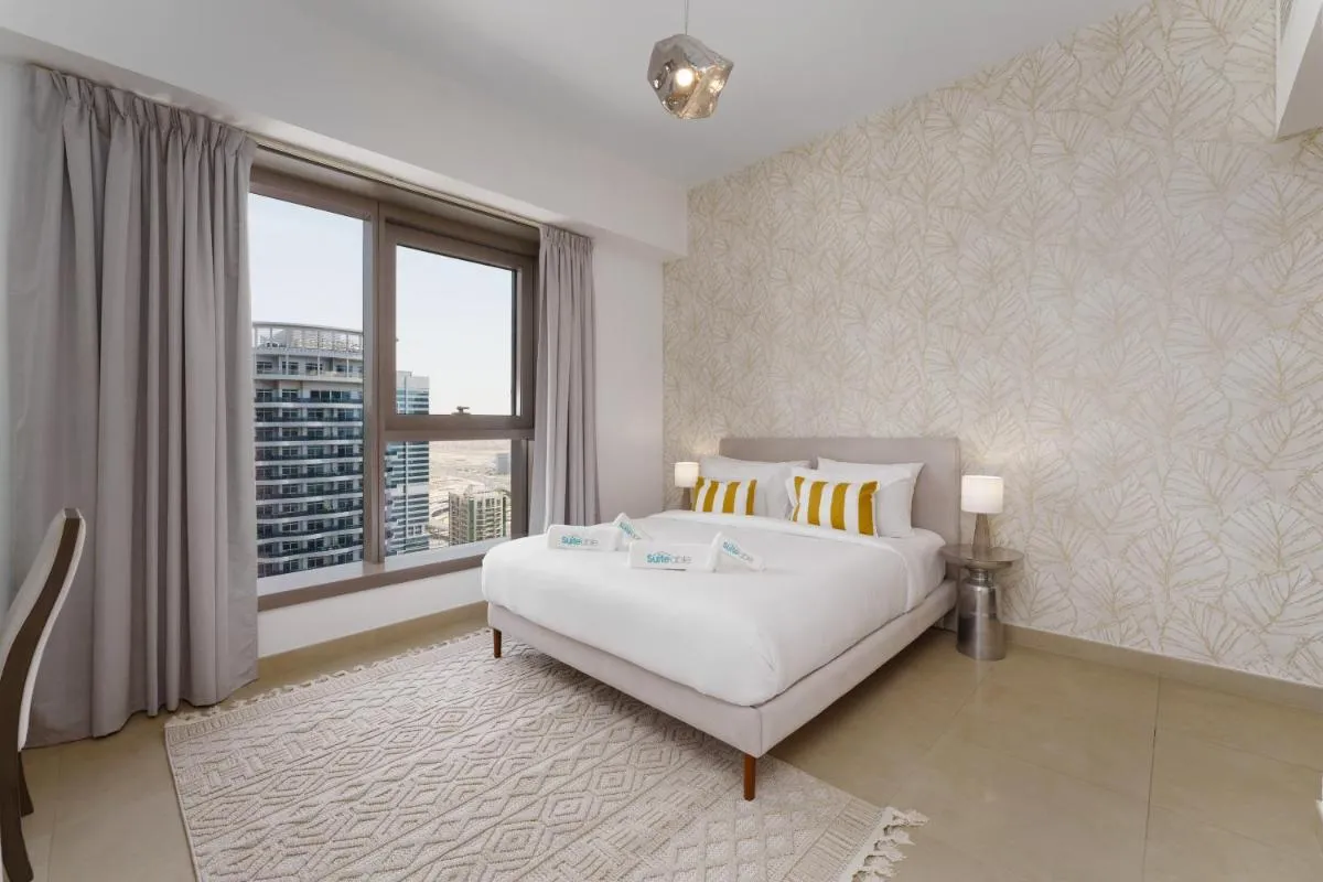 Image 1 of Your perfect Dubai Marina home w spectacular view