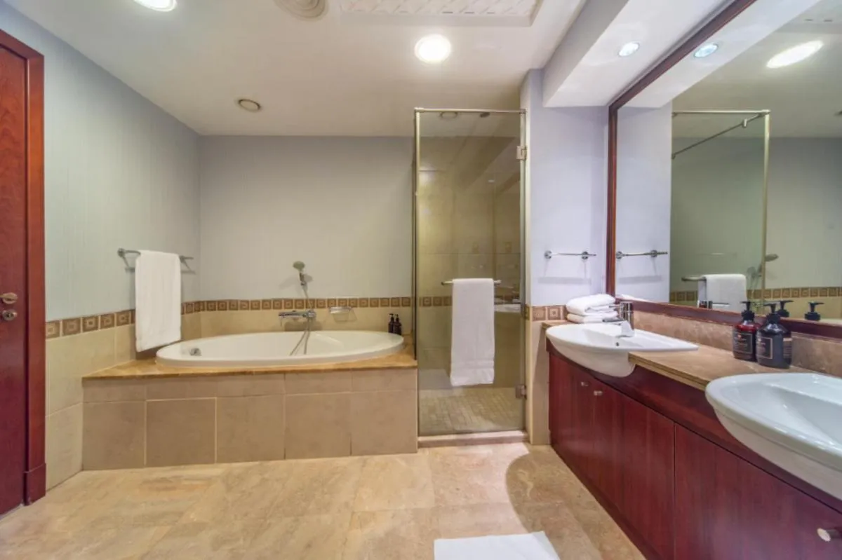 Image 2 of bnbme – Comfy Apt in Palm Jumeirah