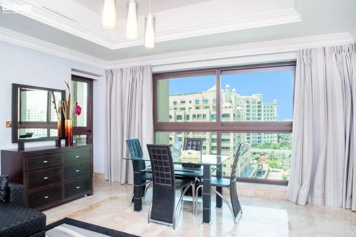 Image 4 of bnbme – Comfy Apt in Palm Jumeirah