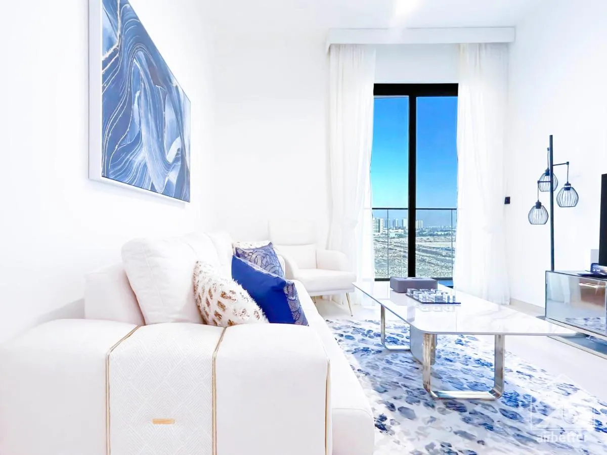 Image 3 of stunning 2B with View in JVC