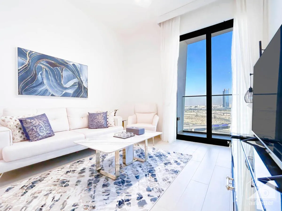 Image 4 of stunning 2B with View in JVC